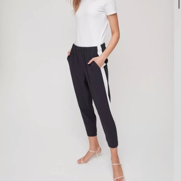 Aritzia Pants - Aritzia Babaton Dexter Pants Black With White Stripe Size XS